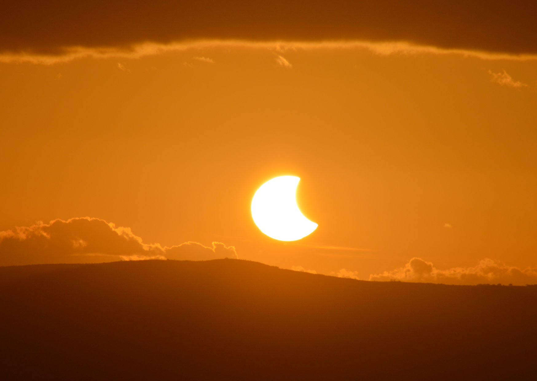 Neumond mit Sonnenfinsternis